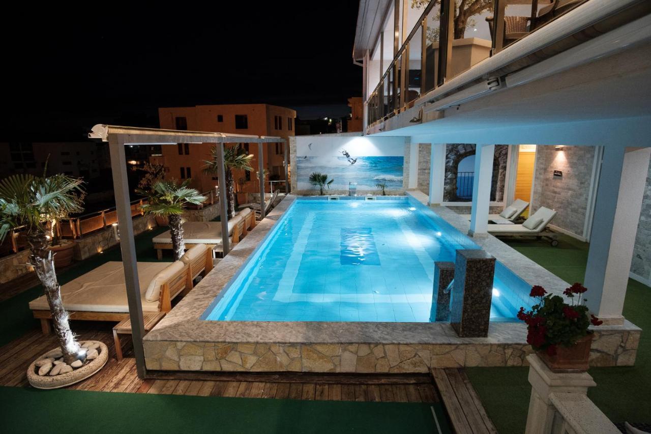 Hotel Freiburg Ulcinj Exterior foto
