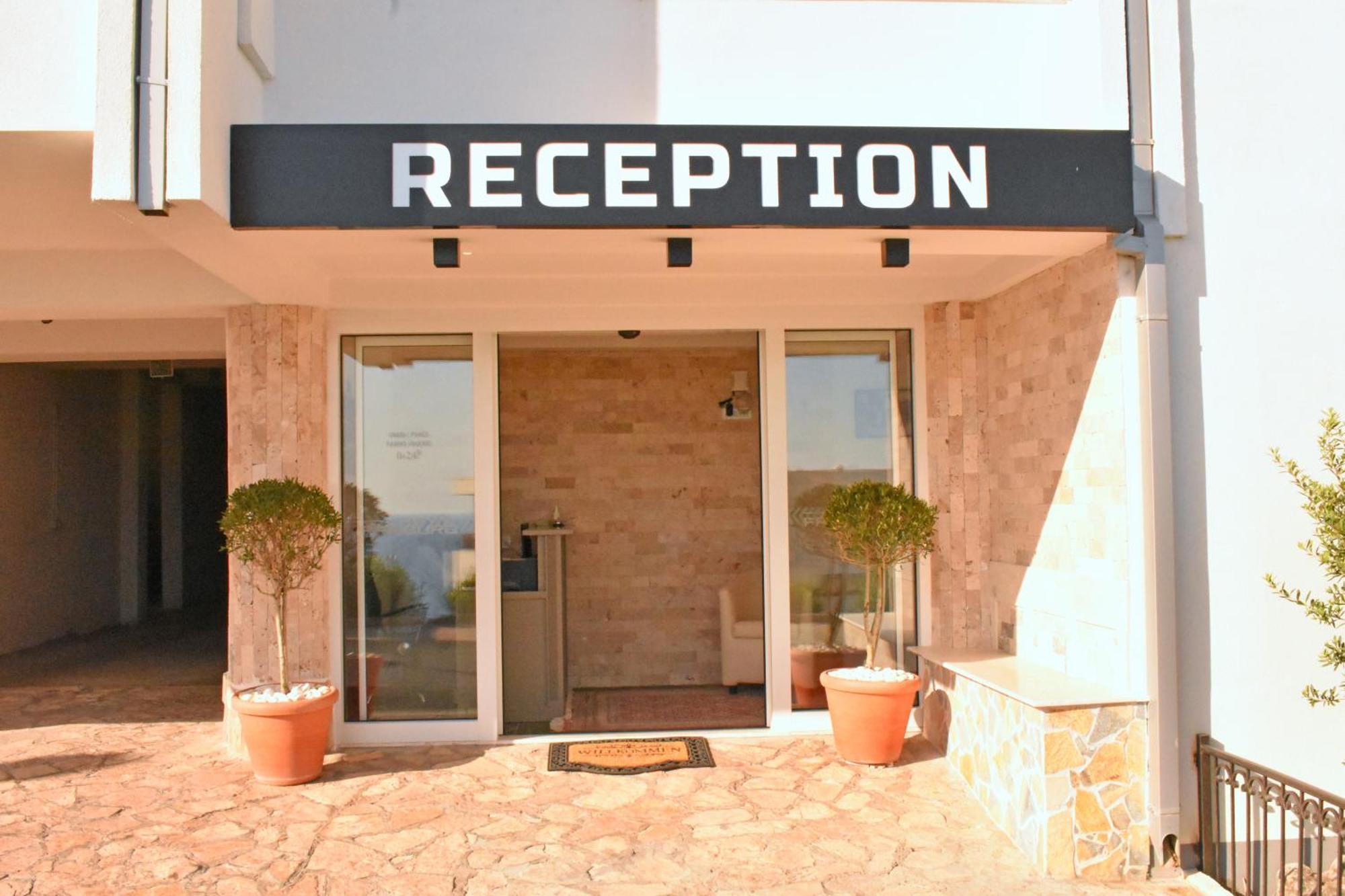 Hotel Freiburg Ulcinj Exterior foto