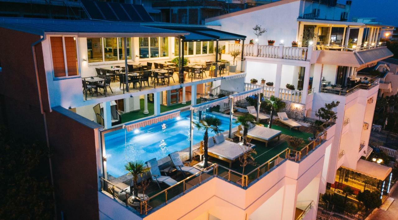 Hotel Freiburg Ulcinj Exterior foto